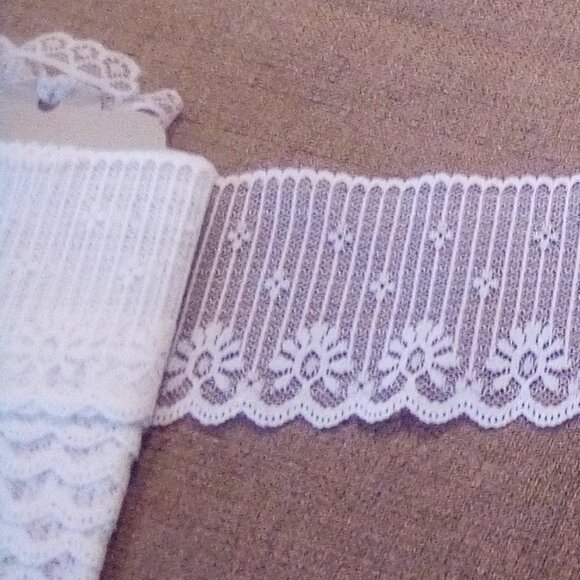 Wide White Lace 2 7/8 Inch Wide x 79 Inches Long Synthetic for Sewing & Crafts - Picture 1 of 3